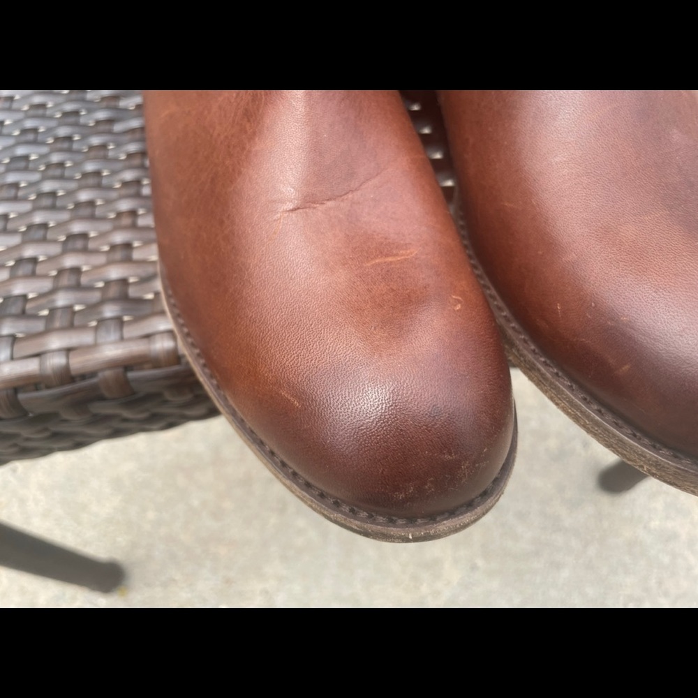 Frye size 61/2 leather boots never worn - Picture 3 of 9